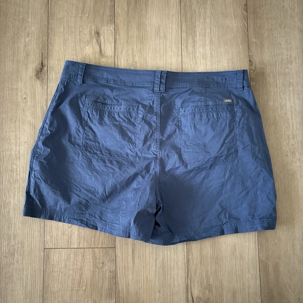 Eddie‎ Bauer Shorts Womens Size 18 Blue Chino Zip Cargo Pocket 7